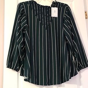 LuLaRoe Clara Shirt Large NWT